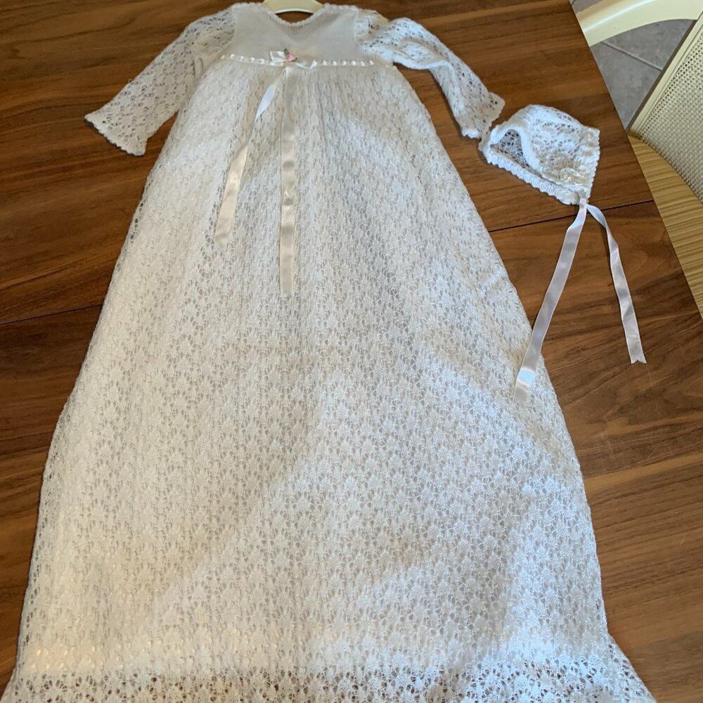 Baby's Christening/layette/wedding gown, hand made, full lining, cap, EUC.